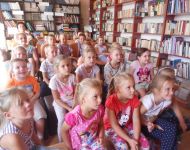 Bábozás a kicsik örömére az iskola könyvtárában | 2015. szeptember 17.  csütörtök | Fotó: Kossuth Lajos Iskola