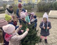 Közösségi fenyődíszítés 2025 | 2025. december 17.  szerda