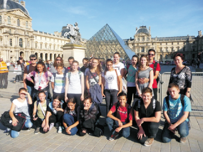 Őszi kiránduláson voltak a kossuth-os gyerekek Londonban és Párizsban