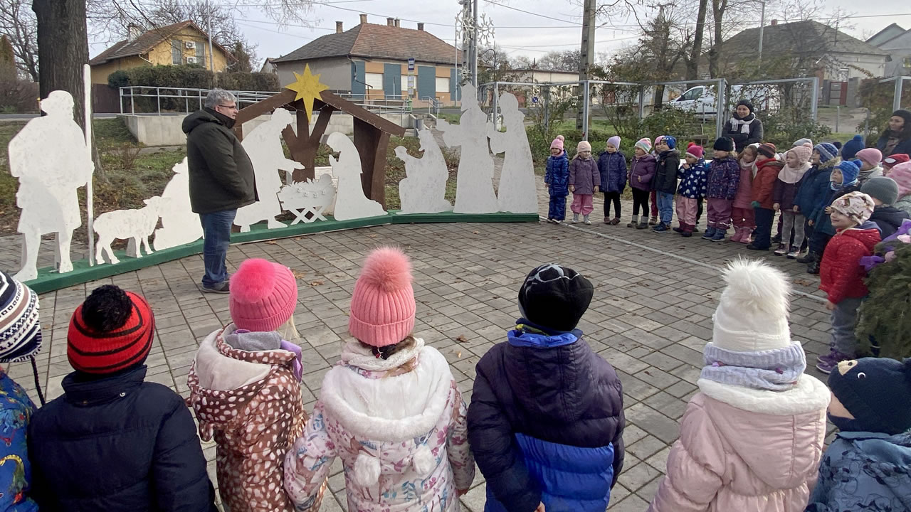 Szőreg közösségi betleheme