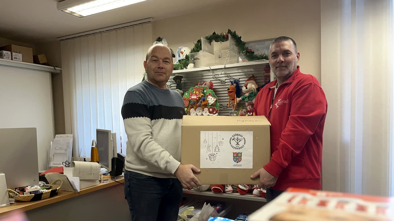 Szívvel csomagolt ajándékok: Szőregről érkezik a mosoly a kórházakba